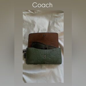 Coach NWOT Green Sunglasses Case
